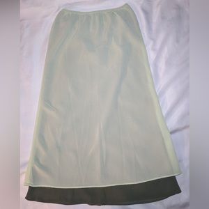 Two tone lightweight green skirt